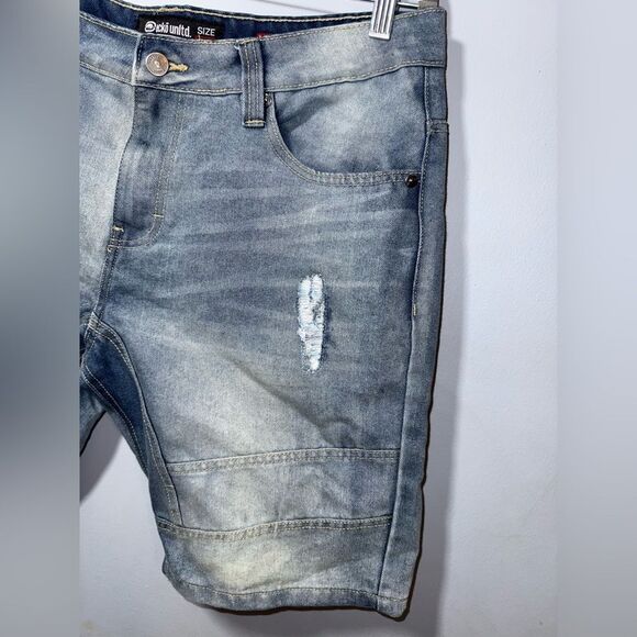 Ecko Unltd. Men’s VTG Blue Denim Relaxed Fit Medium Wash Shorts Size 36 GUC - Picture 2 of 12